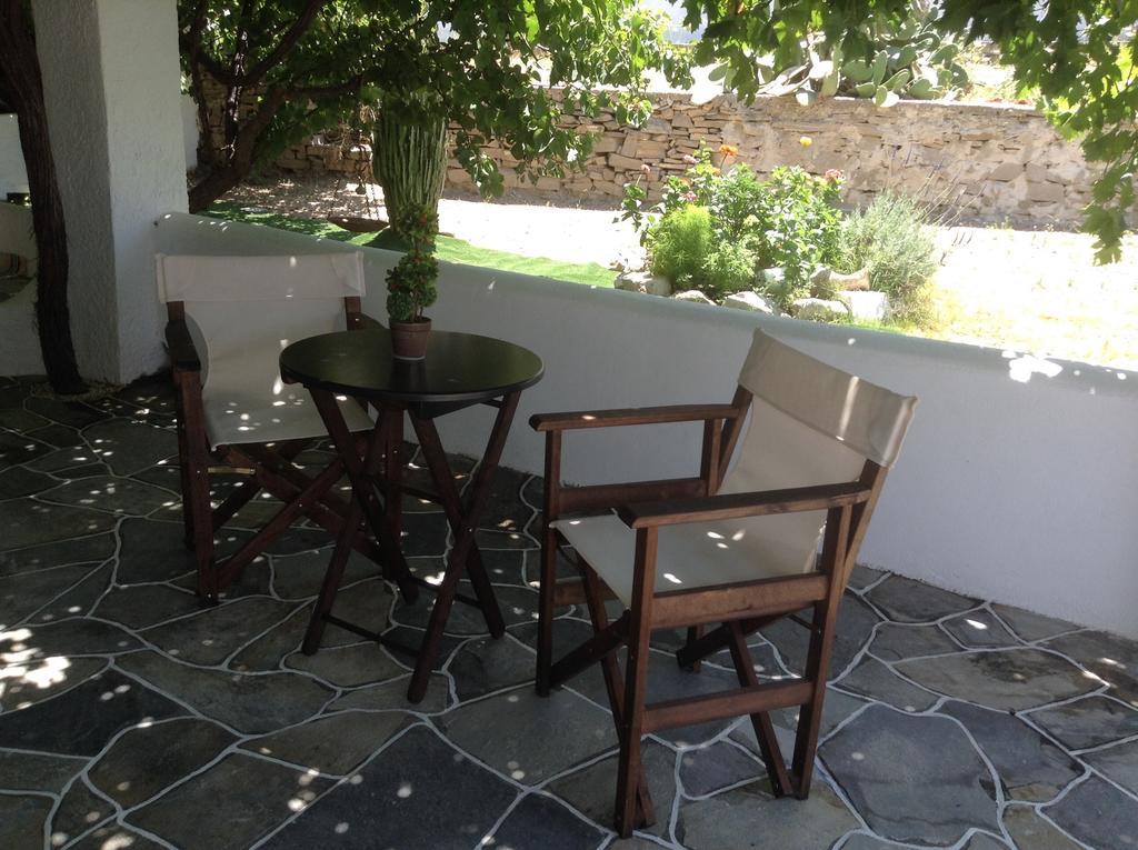 Nikoletta Rooms Parikia  Room photo