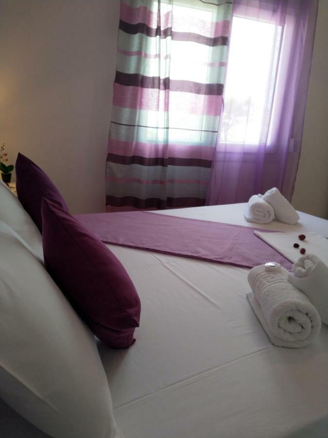Nikoletta Rooms Parikia  Exterior photo